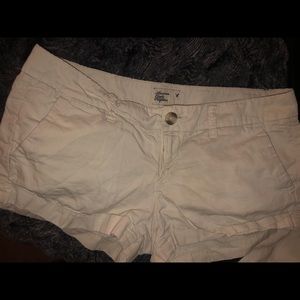 beige american eagle denim shorts